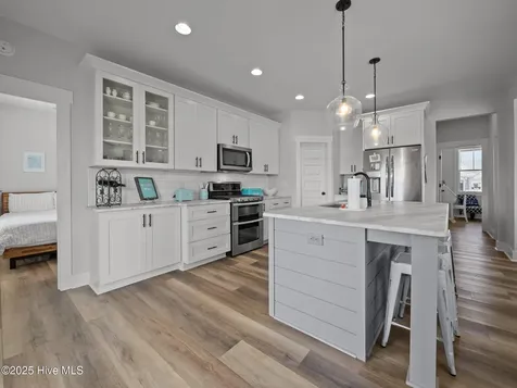 208 Coastline Circle Cedar Point NC 28584