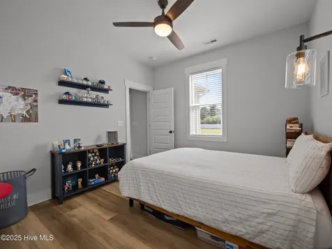 208 Coastline Circle Cedar Point NC 28584