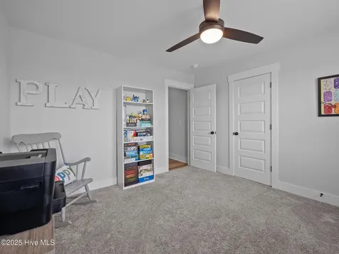 208 Coastline Circle Cedar Point NC 28584
