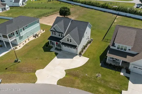 208 Coastline Circle Cedar Point NC 28584