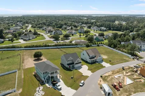 208 Coastline Circle Cedar Point NC 28584