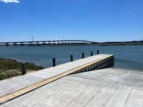 208 Coastline Circle Cedar Point NC 28584