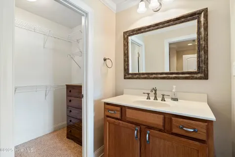 124 Iverleigh Lane Jacksonville NC 28540