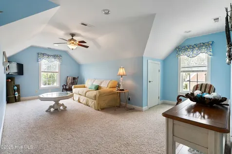 124 Iverleigh Lane Jacksonville NC 28540