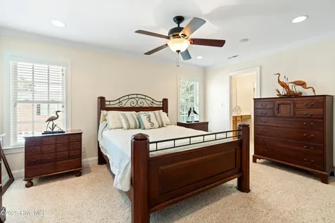 124 Iverleigh Lane Jacksonville NC 28540