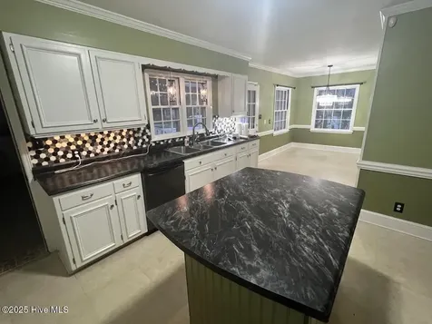 313 E 1st Avenue Chadbourn NC 28431