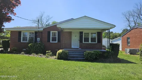 101 Oakland Boulevard Clinton NC 28328