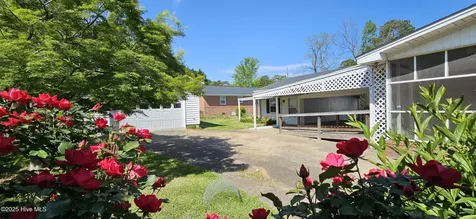 101 Oakland Boulevard Clinton NC 28328