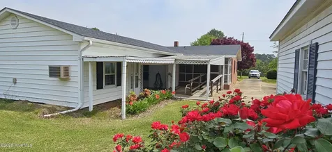 101 Oakland Boulevard Clinton NC 28328