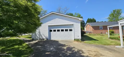 101 Oakland Boulevard Clinton NC 28328
