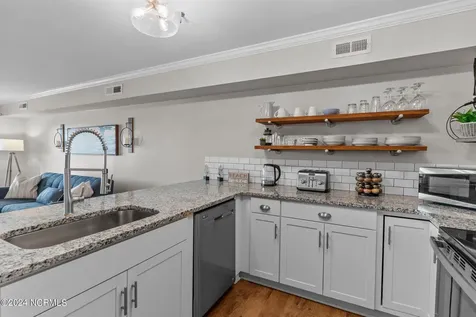 111 Florida Avenue Carolina Beach NC 28428