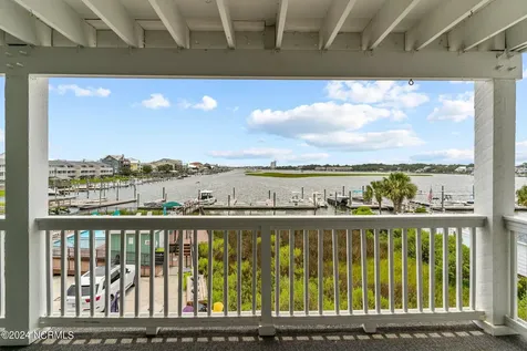 111 Florida Avenue Carolina Beach NC 28428