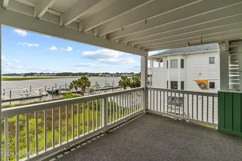 111 Florida Avenue Carolina Beach NC 28428
