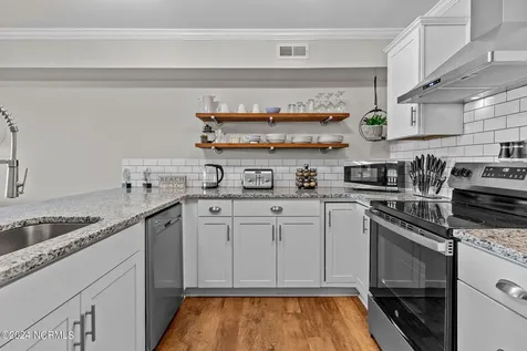 111 Florida Avenue Carolina Beach NC 28428