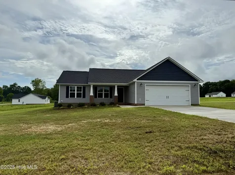 39 N Movado Trail Kenly NC 27542