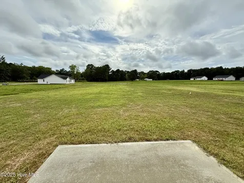 39 N Movado Trail Kenly NC 27542