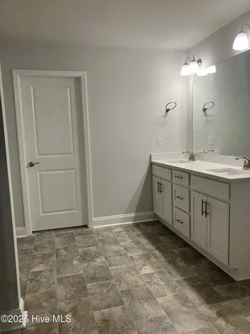 1930 Caracara Drive New Bern NC 28560