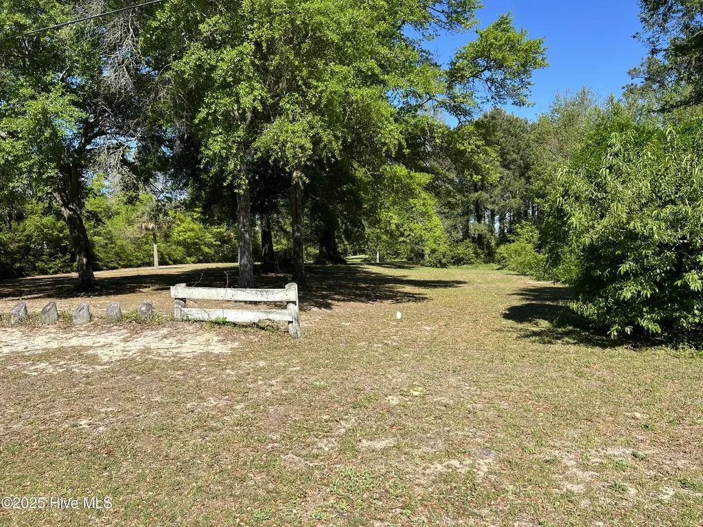 7631 Scout Camp Hatila Road Wilmington NC 28409