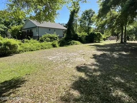 7631 Scout Camp Hatila Road Wilmington NC 28409