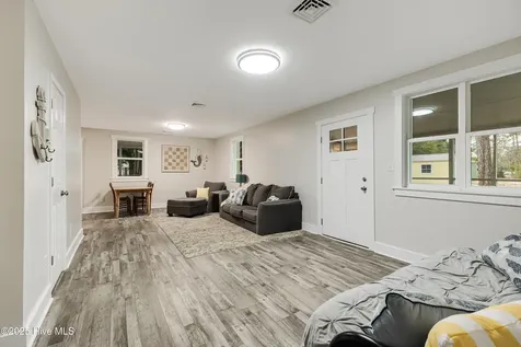114 NW 14th Street Oak Island NC 28465