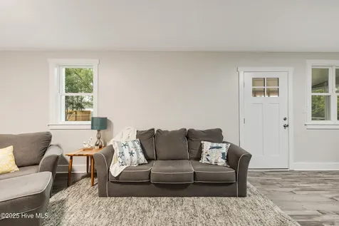 114 NW 14th Street Oak Island NC 28465