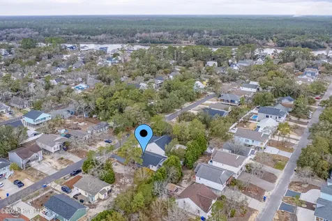 114 NW 14th Street Oak Island NC 28465