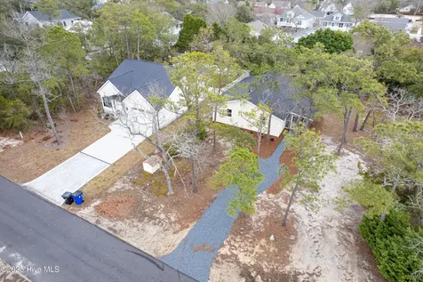 114 NW 14th Street Oak Island NC 28465