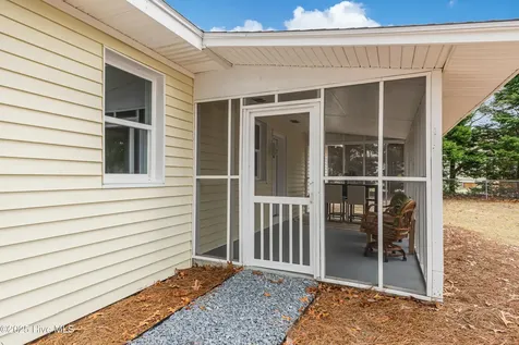 114 NW 14th Street Oak Island NC 28465