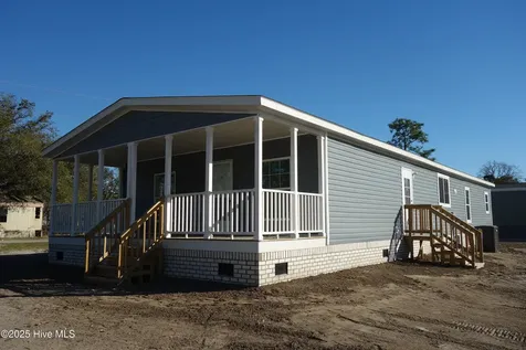3124 Cross Street Shallotte NC 28470