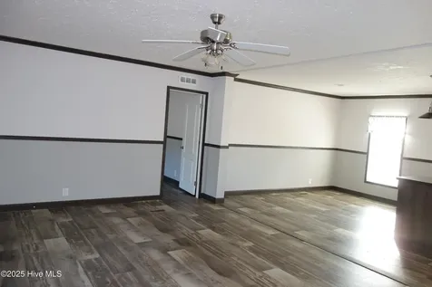 3124 Cross Street Shallotte NC 28470