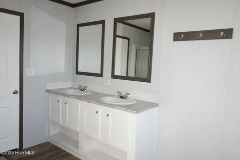 3124 Cross Street Shallotte NC 28470