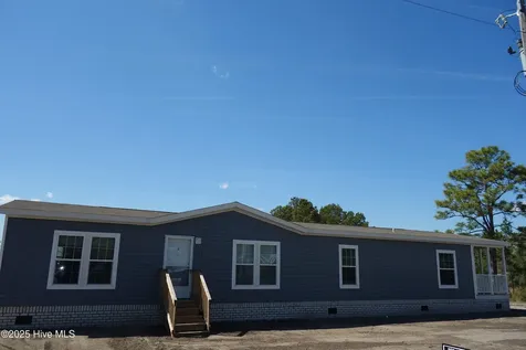 3124 Cross Street Shallotte NC 28470