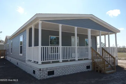 3124 Cross Street Shallotte NC 28470