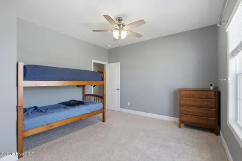 11 E Bailey Lane Hampstead NC 28443