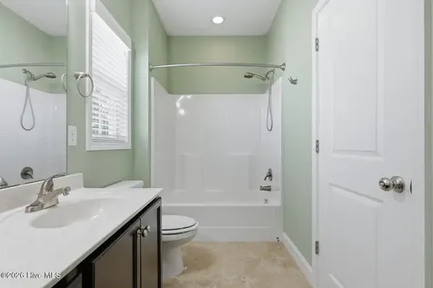 11 E Bailey Lane Hampstead NC 28443