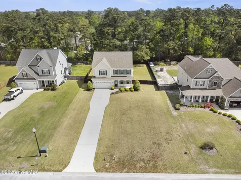 11 E Bailey Lane Hampstead NC 28443