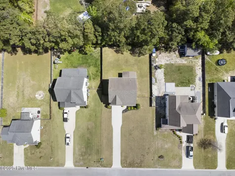 11 E Bailey Lane Hampstead NC 28443