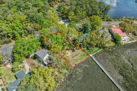 703 Shoreline Drive W Sunset Beach NC 28468