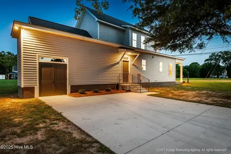3846 West Wilson Street Farmville NC 27828