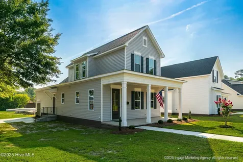 3846 West Wilson Street Farmville NC 27828