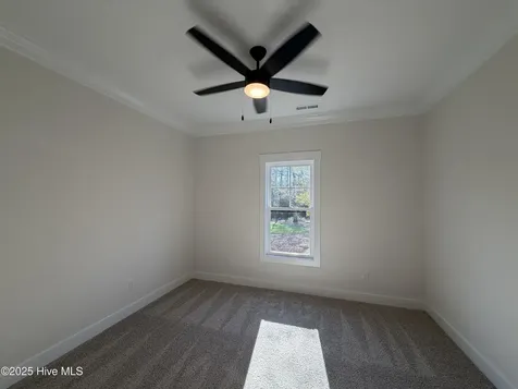 302 E Ivybridge Drive Hubert NC 28539