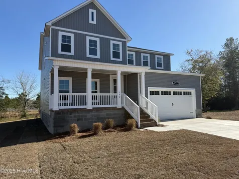 302 E Ivybridge Drive Hubert NC 28539