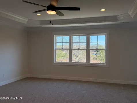 302 E Ivybridge Drive Hubert NC 28539