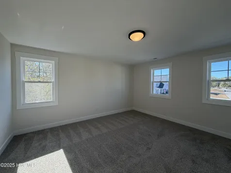 302 E Ivybridge Drive Hubert NC 28539