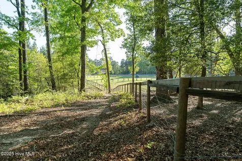 104 Bridle Path Lane Carthage NC 28327