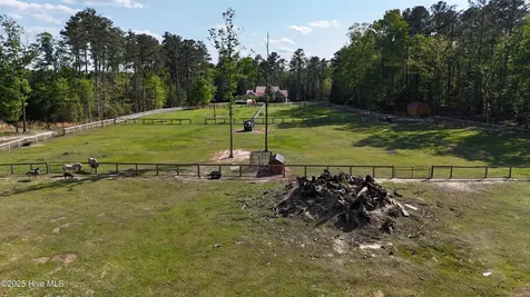 104 Bridle Path Lane Carthage NC 28327