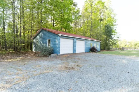 104 Bridle Path Lane Carthage NC 28327