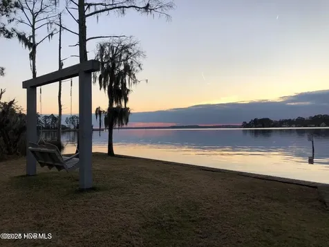 607 Pamlico River Drive Washington NC 27889