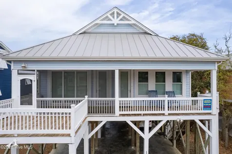 104 SE 70th Street Oak Island NC 28465