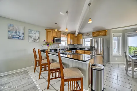211 -1 Gysgt D W Boatman Drive North Topsail Beach NC 28460